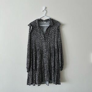 Stradivarius Black and White Dress